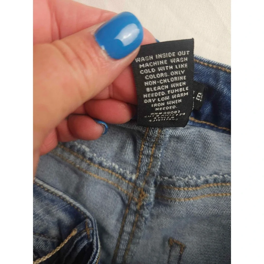 Sincerly Jules exact item